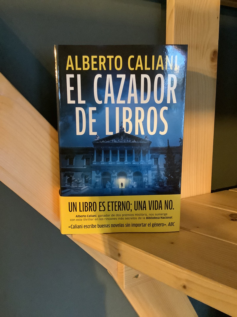 EL CAZADOR DE LIBROS